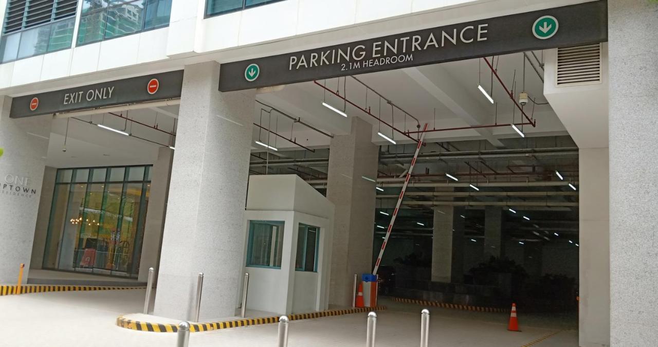 One Uptown Opposite Of Grandhyatt Hotel Manila Taguig City 外观 照片
